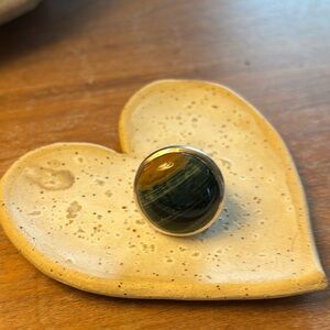Circular Silver ring with green and brown stone. Vintage, gems, boho.